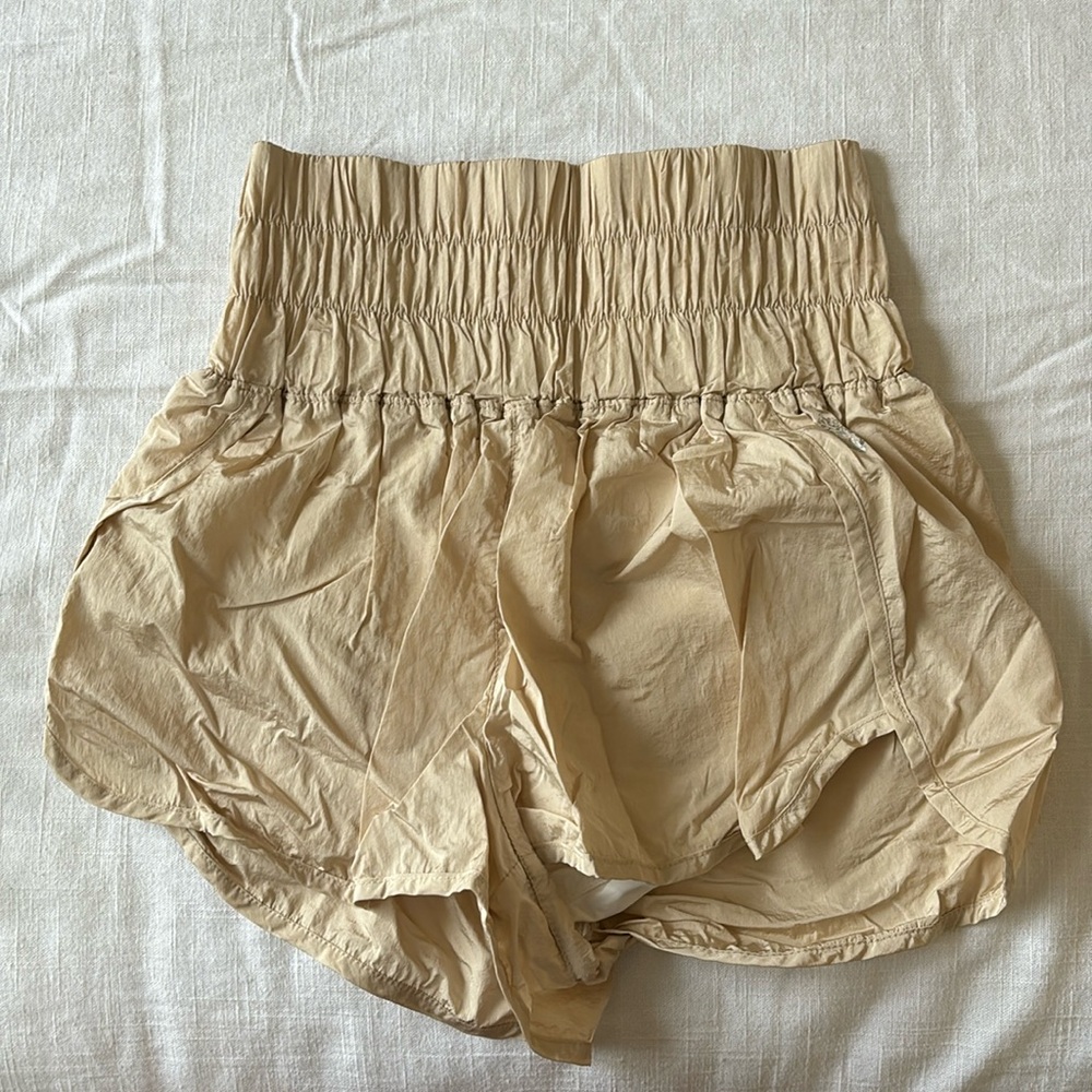 FP Movement shorts size M cream
